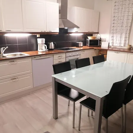 Majoituspalvelu Nurmi Vaelitie