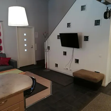 Majoituspalvelu Nurmi Vaelitie *